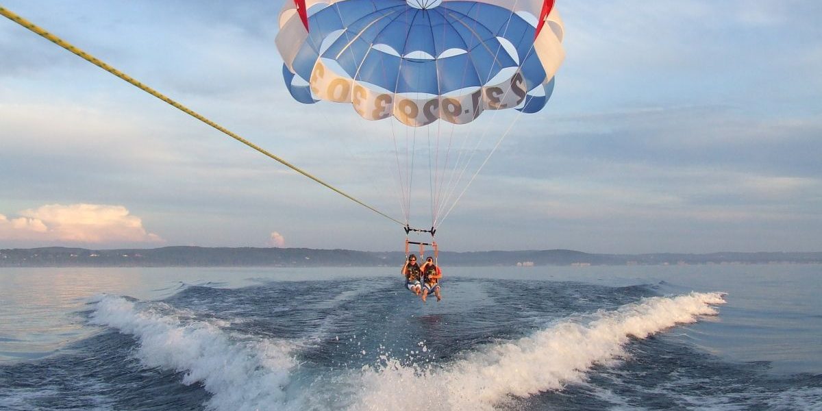 Kite Surfing At Kichanga Lodge